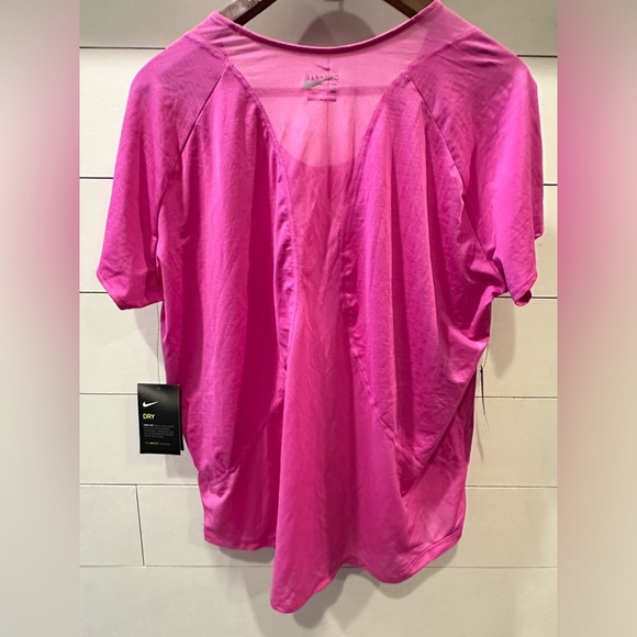 Women's Pink Nike Top- size XXL - Picture 2 of 8
